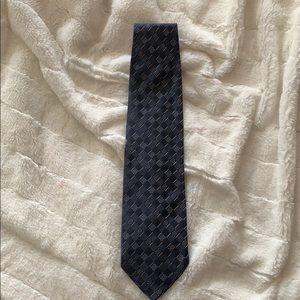Men’s Giorgio Armani tie